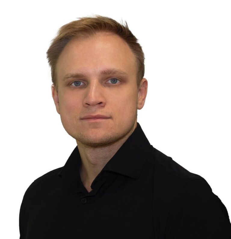 Жеребцов Денис
